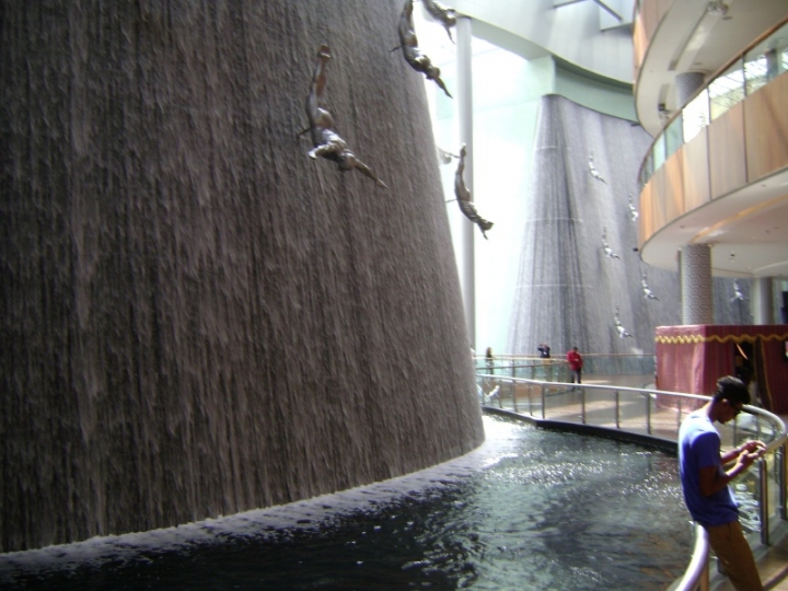 SDN2016_Dubai BJ Mall Wasserfront  (03)